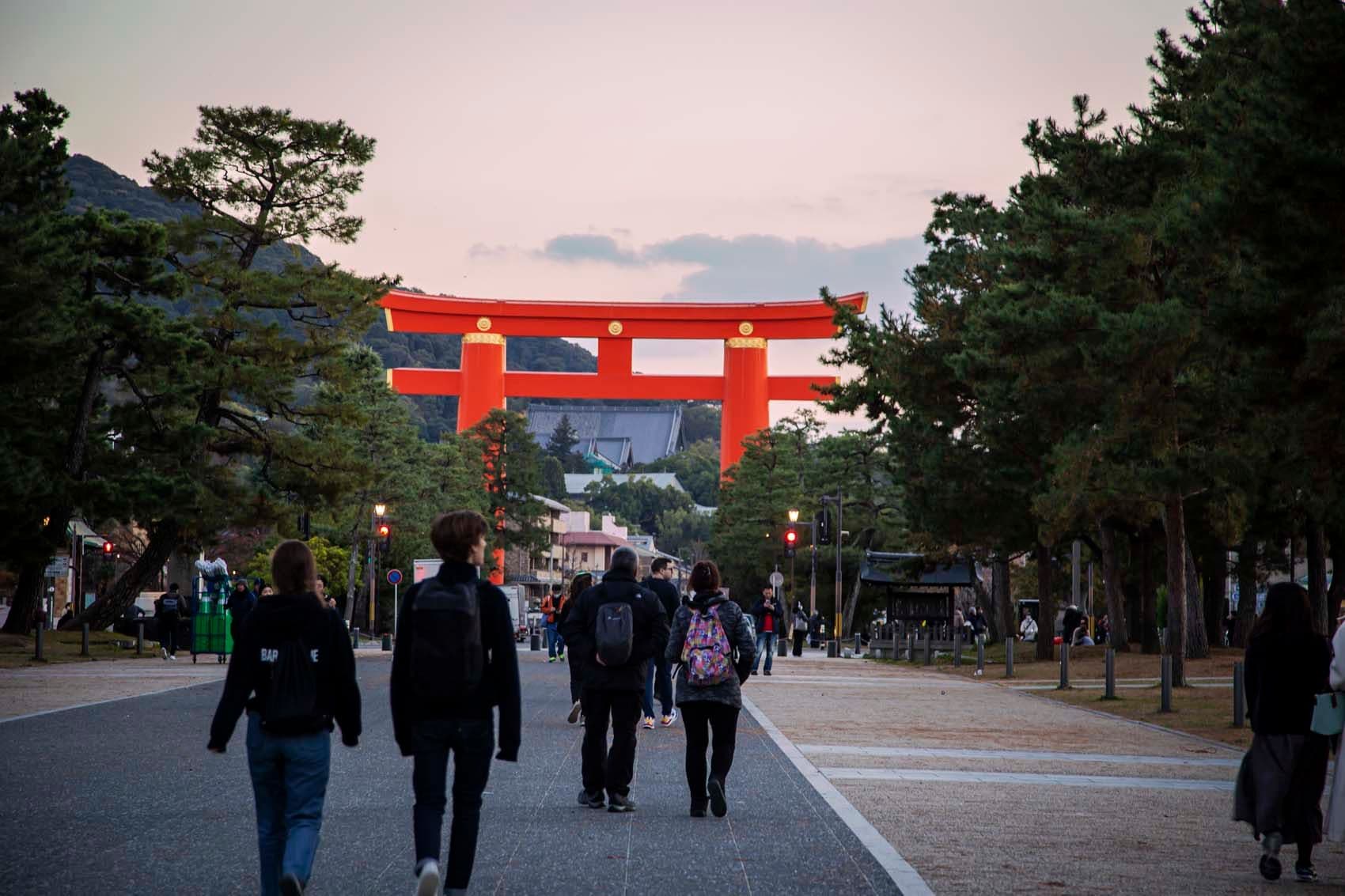 Japanese people want tourists to learn about Japanese culture. Photo source: James Saunders-Wyndham