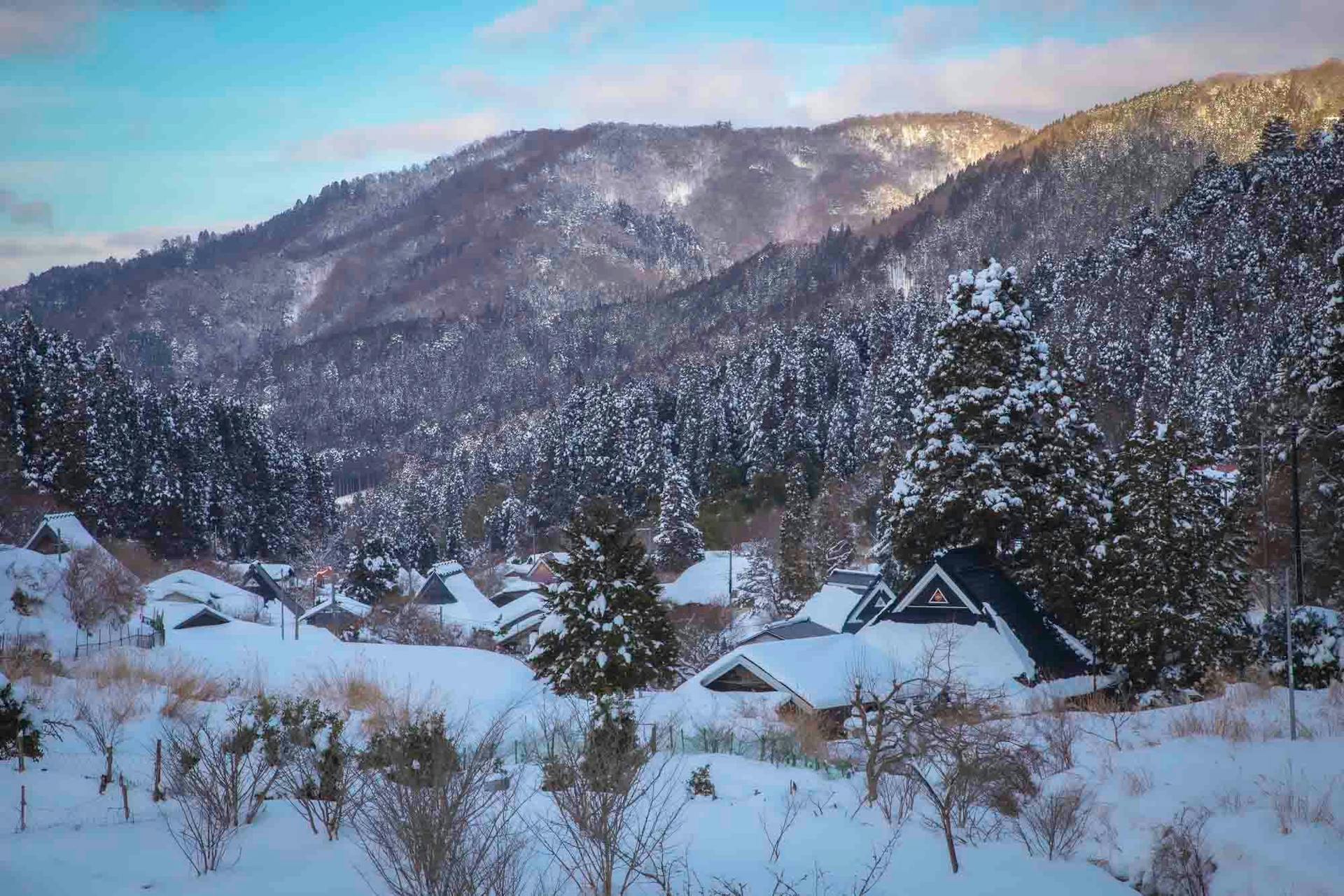 Hanase Village, located in the northern mountains of Kyoto gets buried in snow during the winter months. Photo source: James Saunders-Wyndham